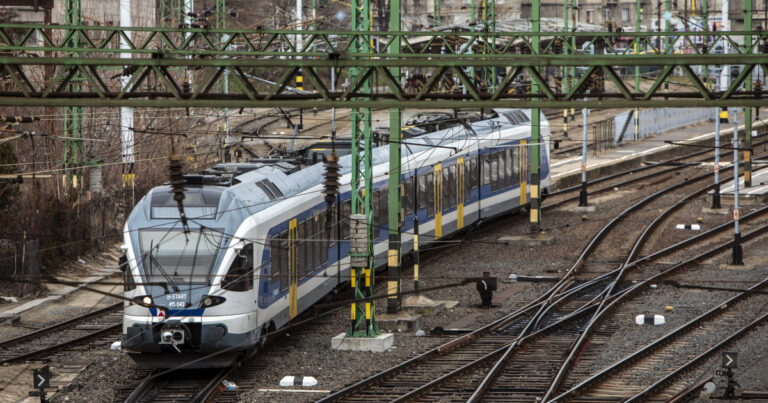 Vészhelyzeti vágányzárt jelentett be a MÁV, korlátozzák a vonatközlekedést
