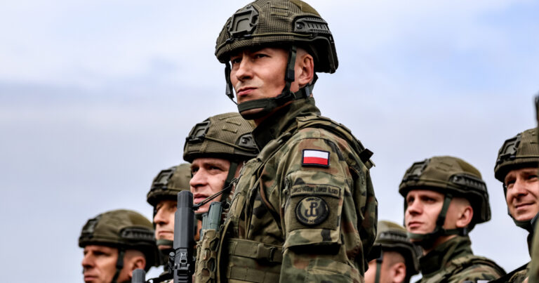Lengyelország lehet Európa új katonai nagyhatalma