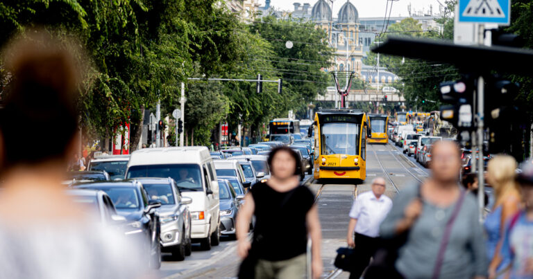 Kész Budapest vészforgatókönyve, amely augusztus 20-án fél napra leállítaná a tömegközlekedést