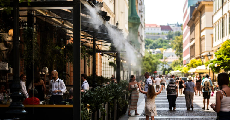 Újból elrendelték a hőségriasztást, már a kora hajnali órákban 25 fok felett lesz a hőmérséklet