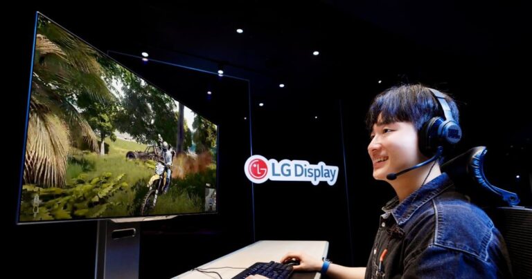 Jönnek a brutális LG OLED paneles monitorok