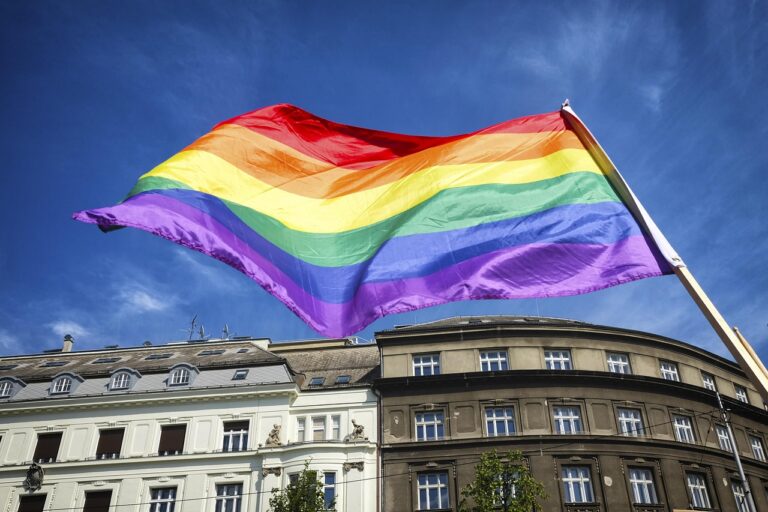 Nem kérdez, csak beront az életveszélyes hőség – riasztás péntekig