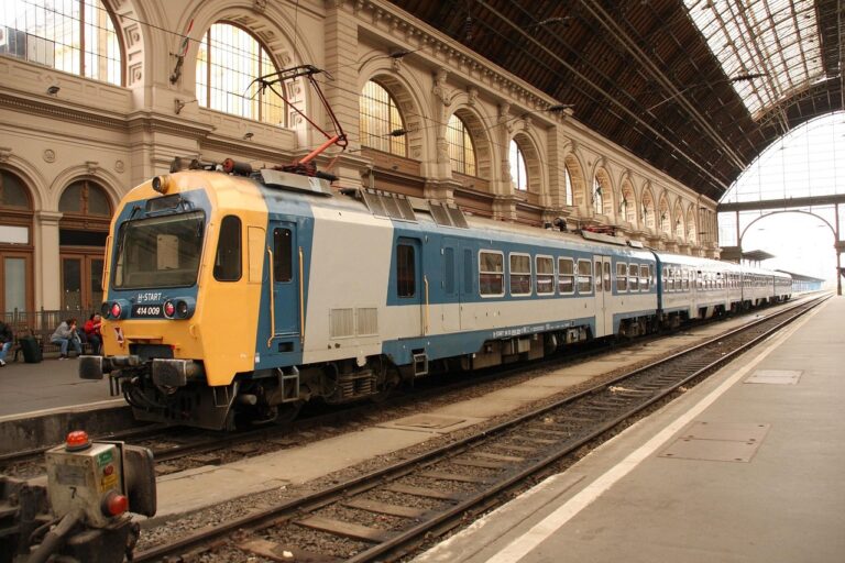 Újraindul a Budapest-Debrecen gyorsvasút fejlesztése, 2027-re készül el!
