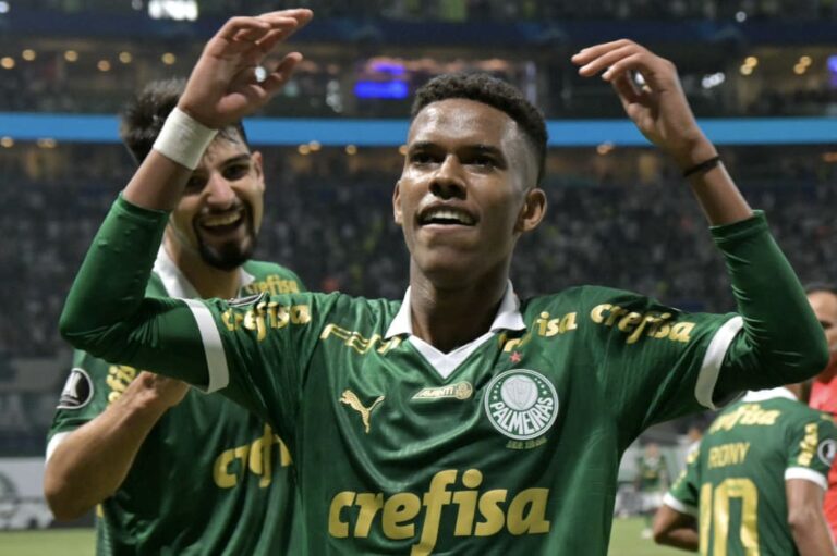 Estevão: A Chelsea új csodagyereke az Aranylabdáért küzdene
