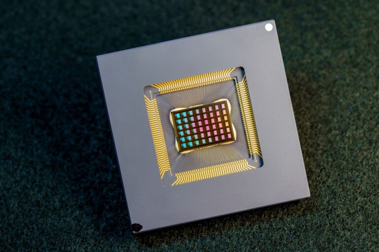 Új magyar AI chip forradalmasítja a gépi tanulást!