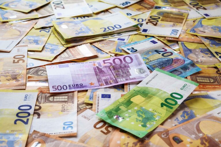 **A Santander 2,65 milliárd fontért vásárolja meg a brit TSB Bankot – Új korszak kezdődik.