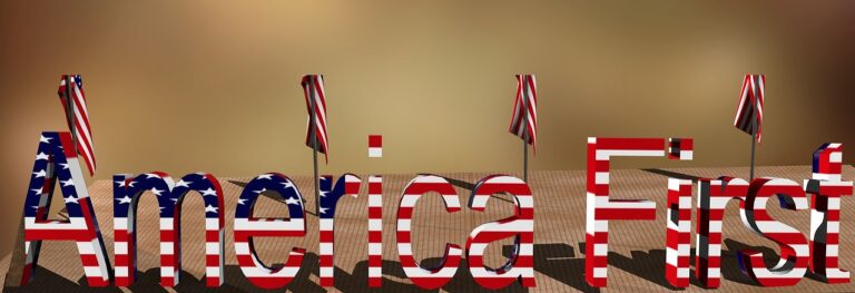 „Trump bejelentette 2024-es indulását, Vance a jövő alelnöke?”