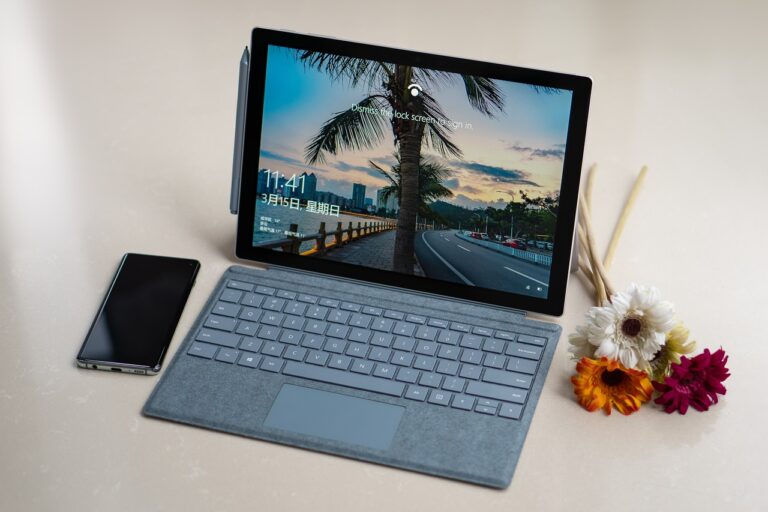 A Microsoft 9 ezer embert tesz az utcára